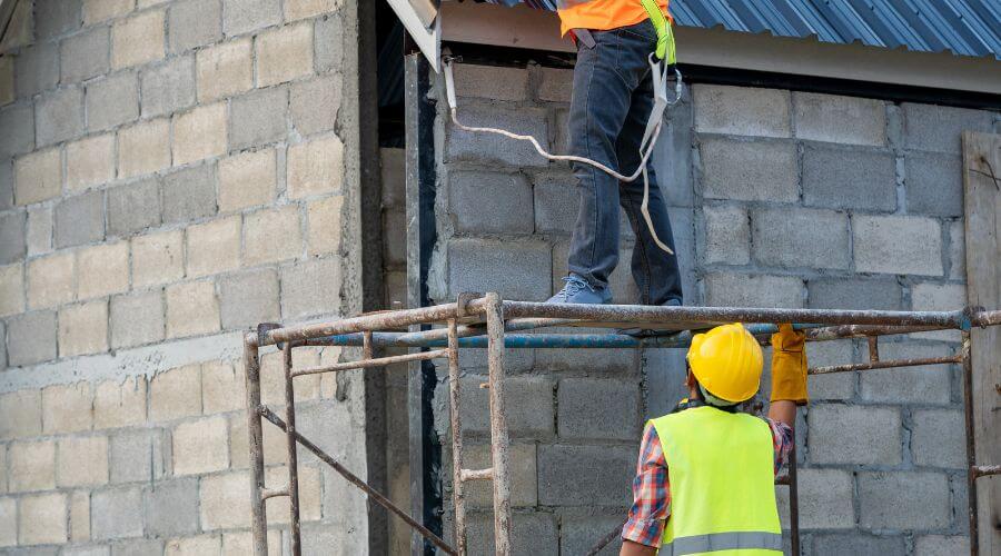 Expert Emergency Roof Repairs services in New Lisbon, IN